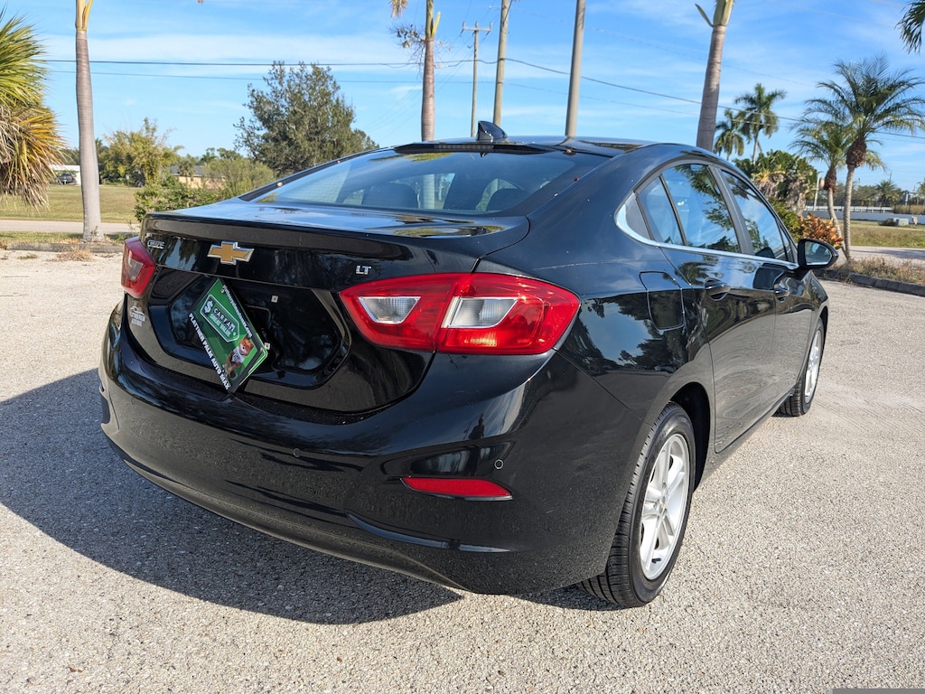 Used 2017 Chevrolet Cruze LT Sedan