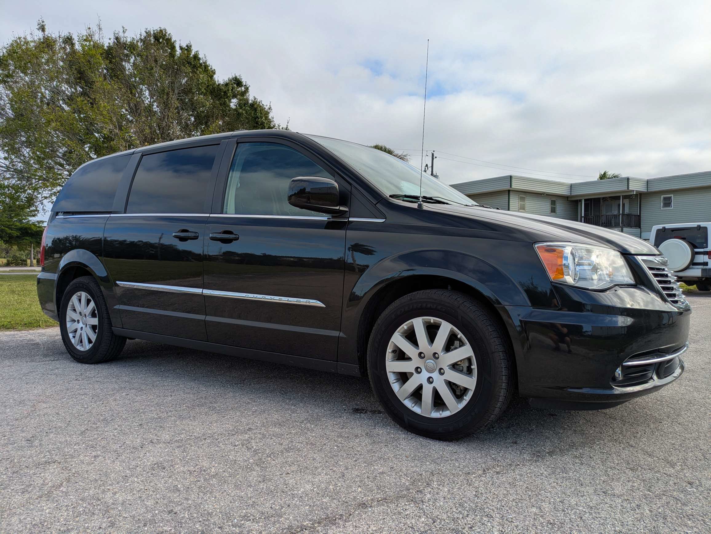 Used 2015 Chrysler Town & Country Touring Wagon