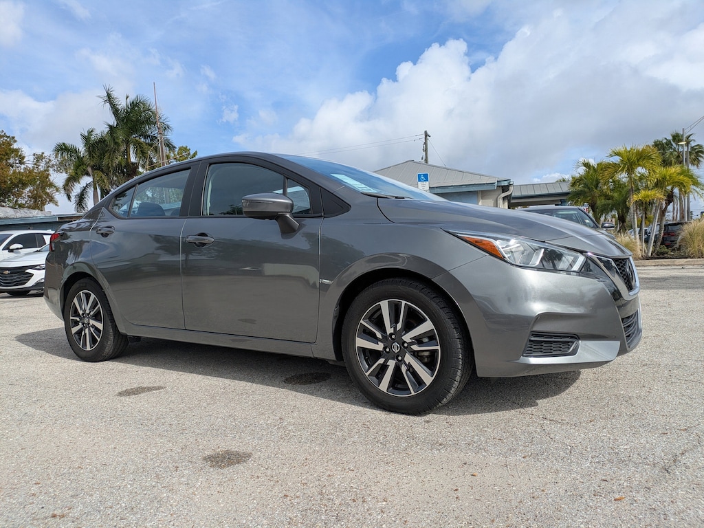 Used 2021 Nissan Versa SV SV CVT