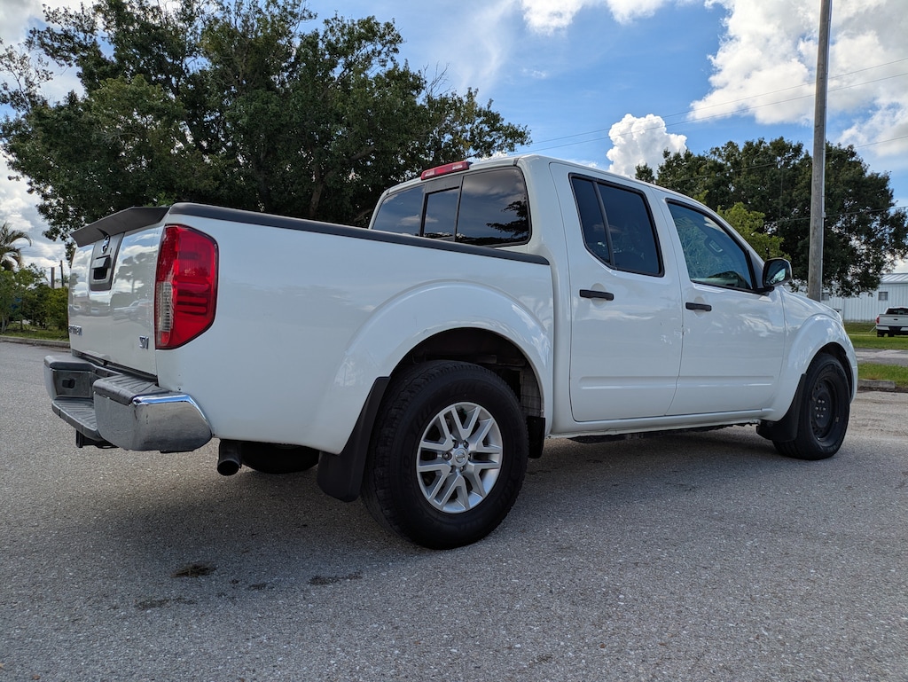 Used 2021 Nissan Frontier SV Crew Cab 4x2 SV Auto