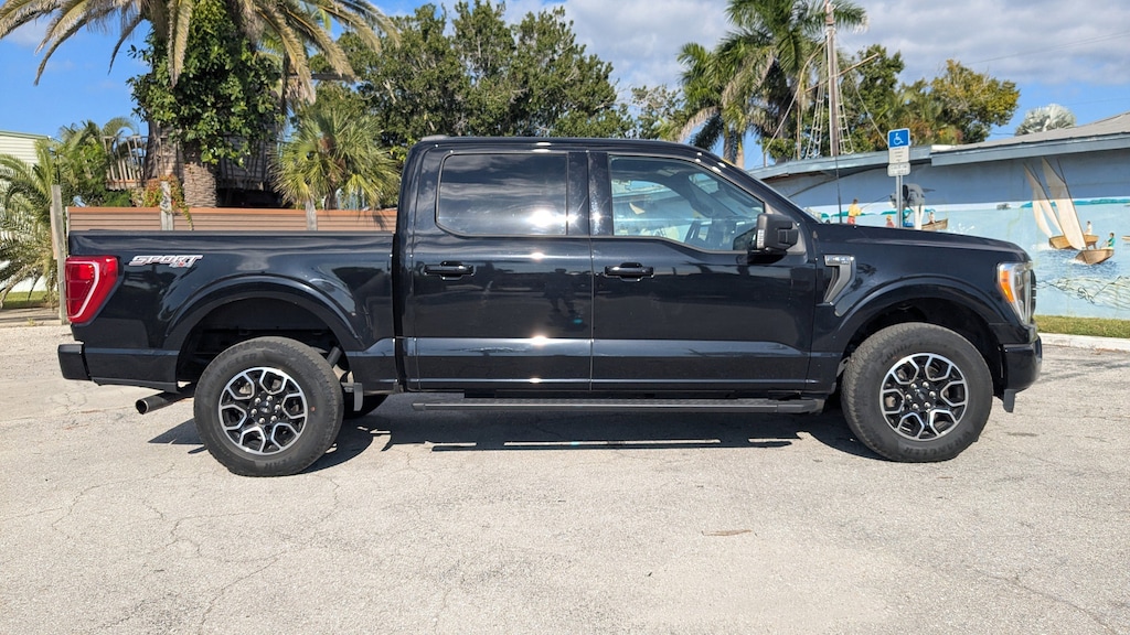 Used 2022 Ford F-150 XLT XLT 4WD SuperCrew 5.5 Box