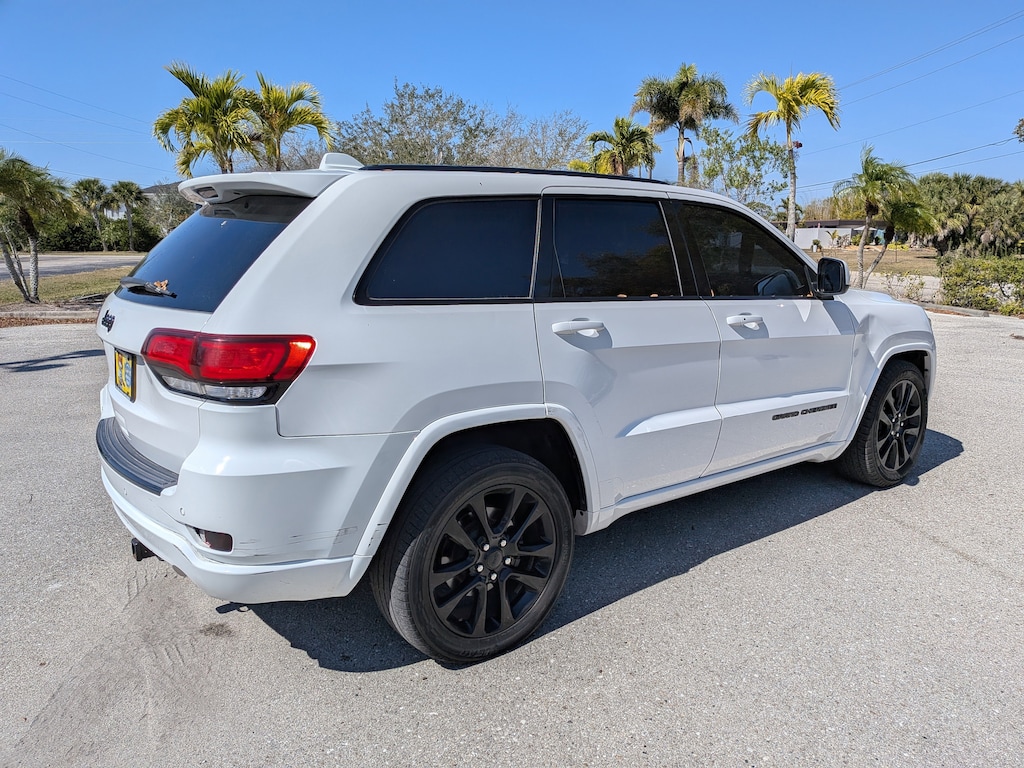 Used 2018 Jeep Grand Cherokee Altitude Altitude 4x2 *Ltd Avail*