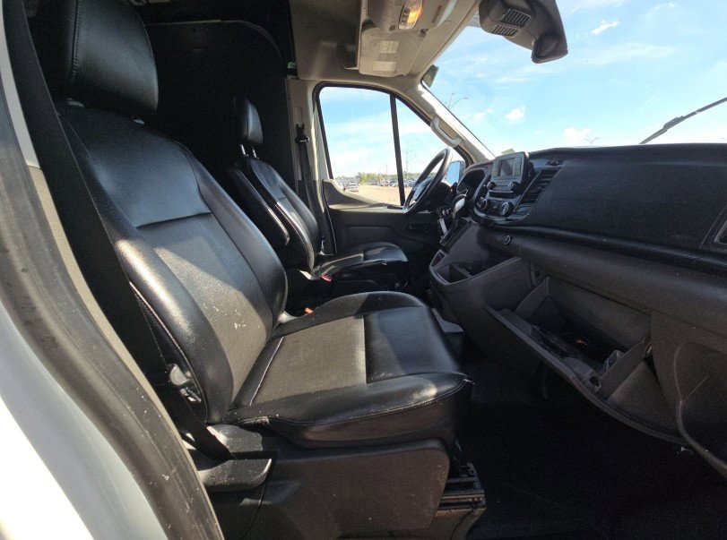 2020 Ford Transit Cargo Van photo 4
