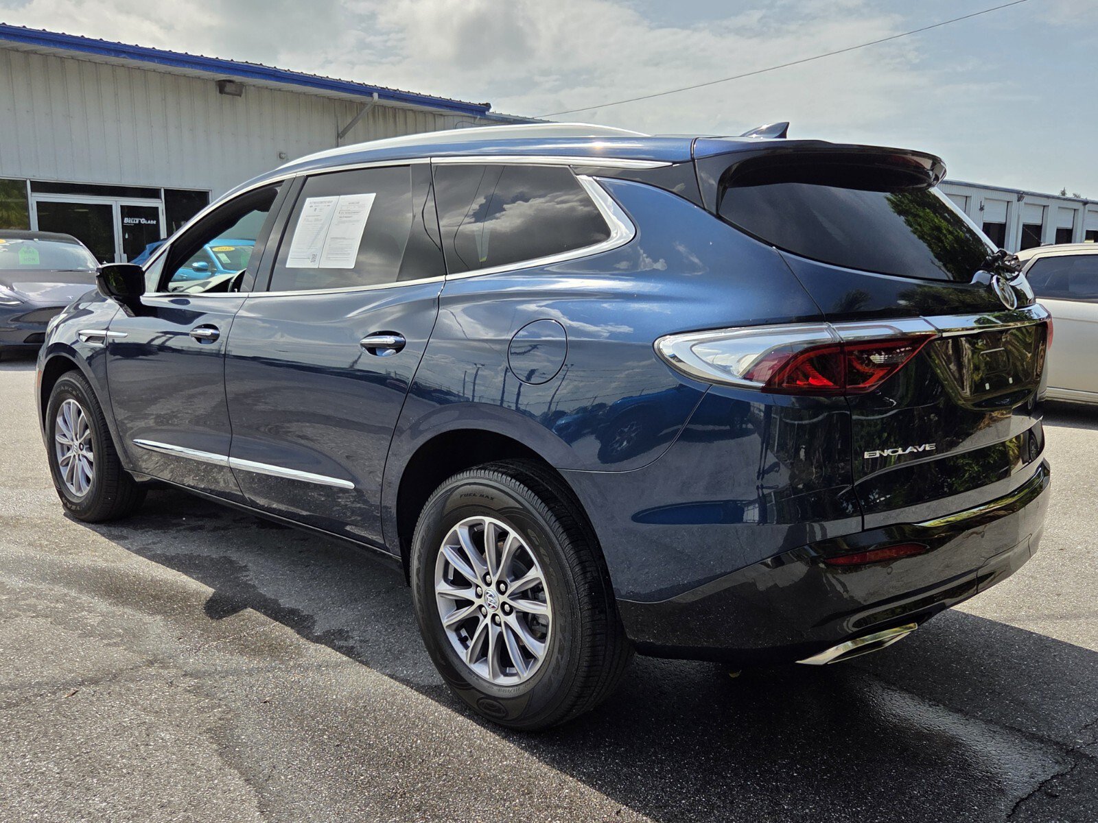 Used 2023 Buick Enclave Essence FWD Essence