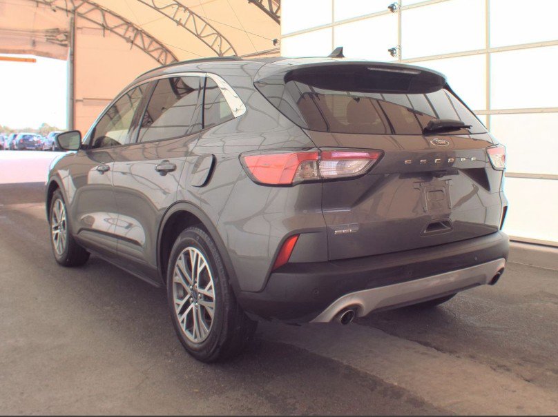 2022 Ford Escape SEL photo 3