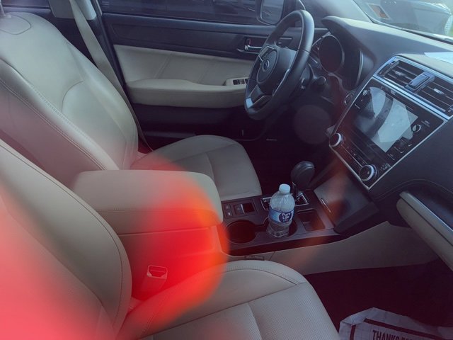 2019 Subaru Outback 2.5i Limited photo 2