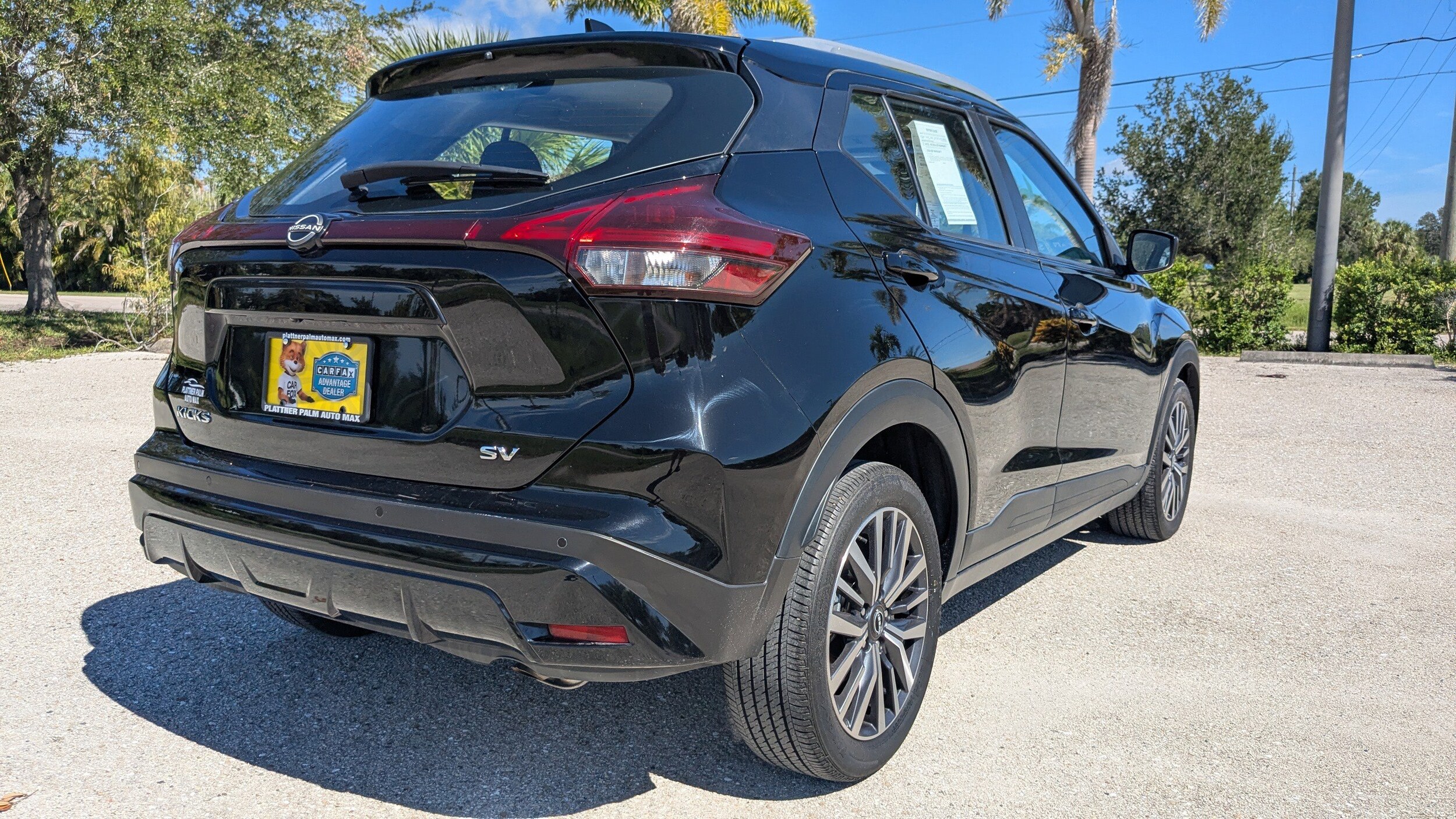 2024 Nissan Kicks SV photo 3