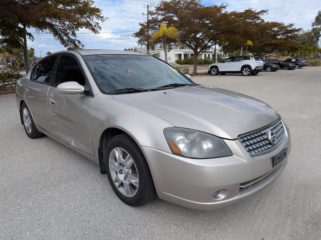Used 2005 Nissan Altima 2.5 S Sedan
