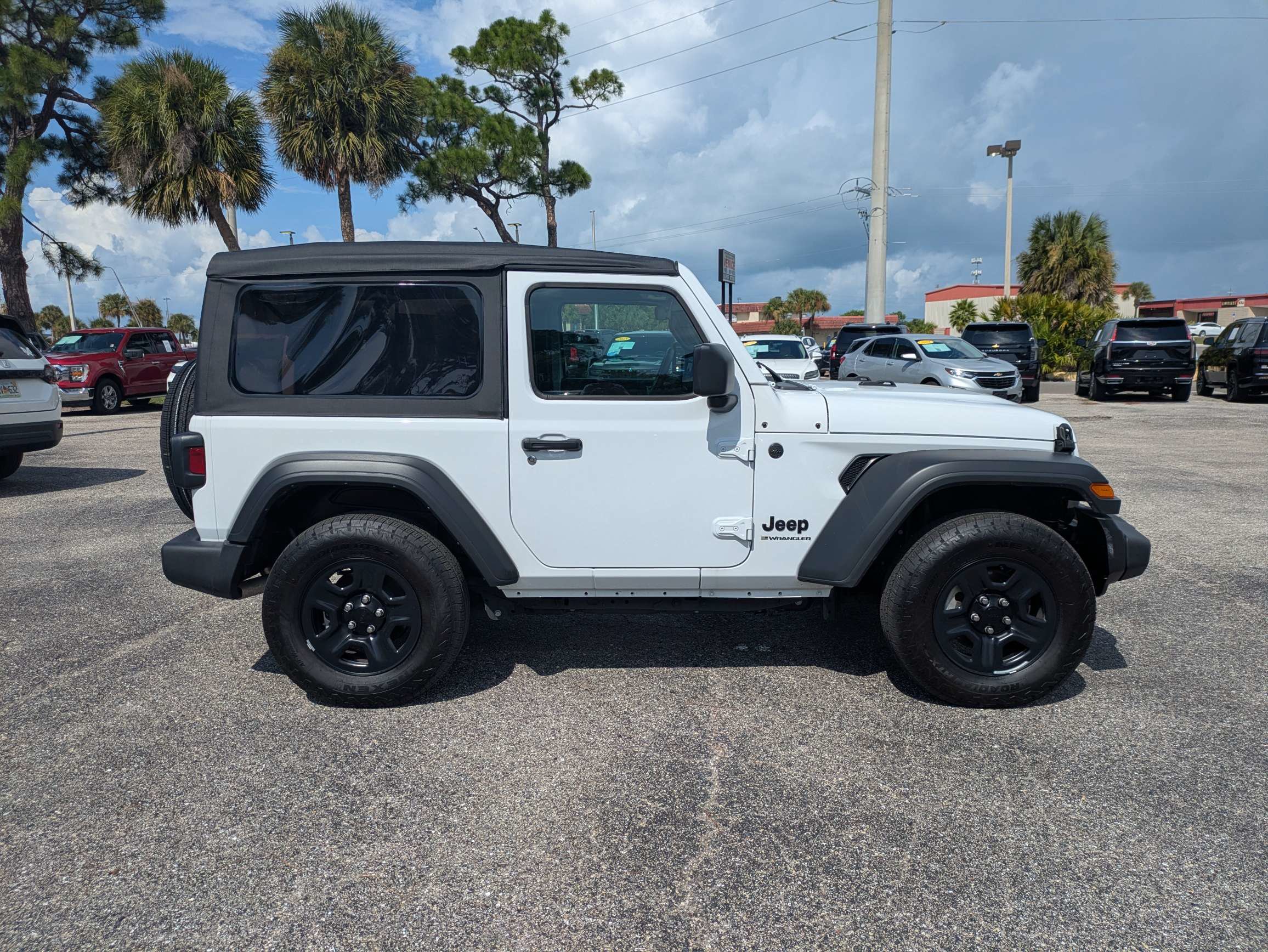 Used 2025 Jeep Wrangler Sport SUV