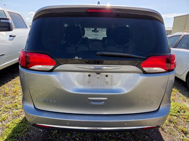 Used 2019 Chrysler Pacifica Limited Van Passenger Van