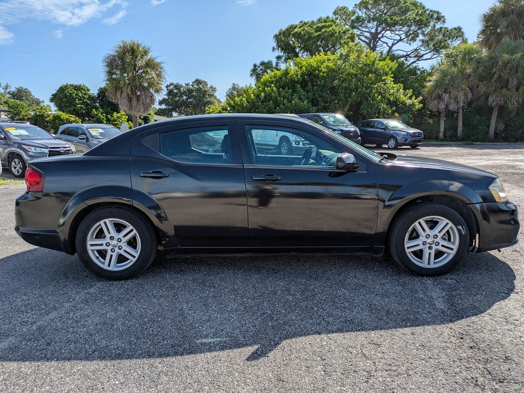 Used 2013 Dodge Avenger SXT Sedan
