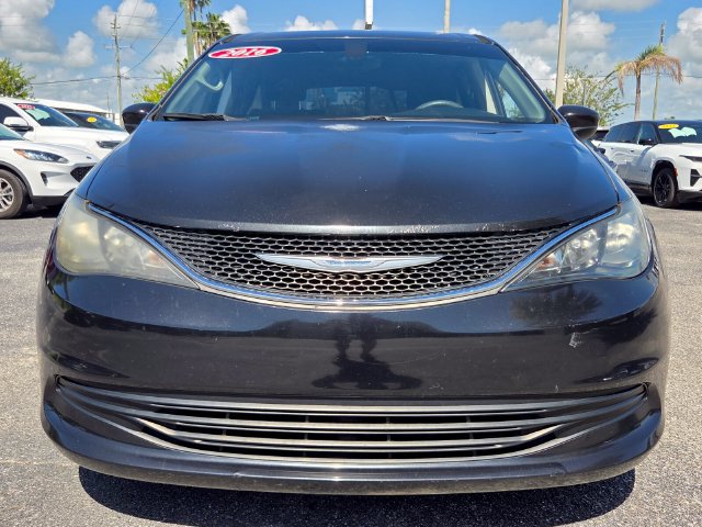 Used 2017 Chrysler Pacifica Touring Van