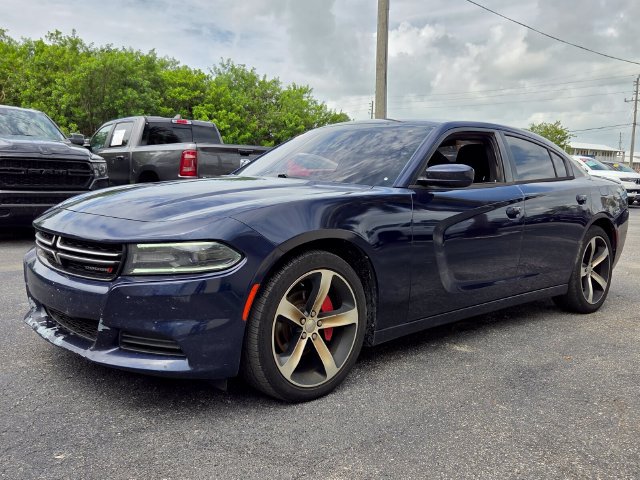 Used 2015 Dodge Charger SE Sedan