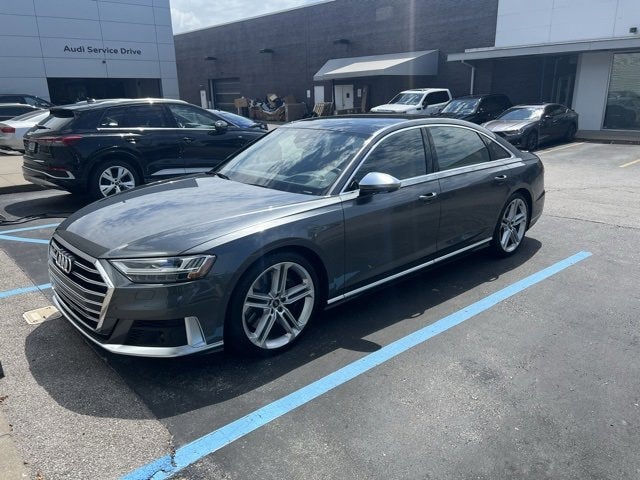 Used 2021 Audi S8 Base with VIN WAU8SAF87MN011616 for sale in Creve Coeur, MO