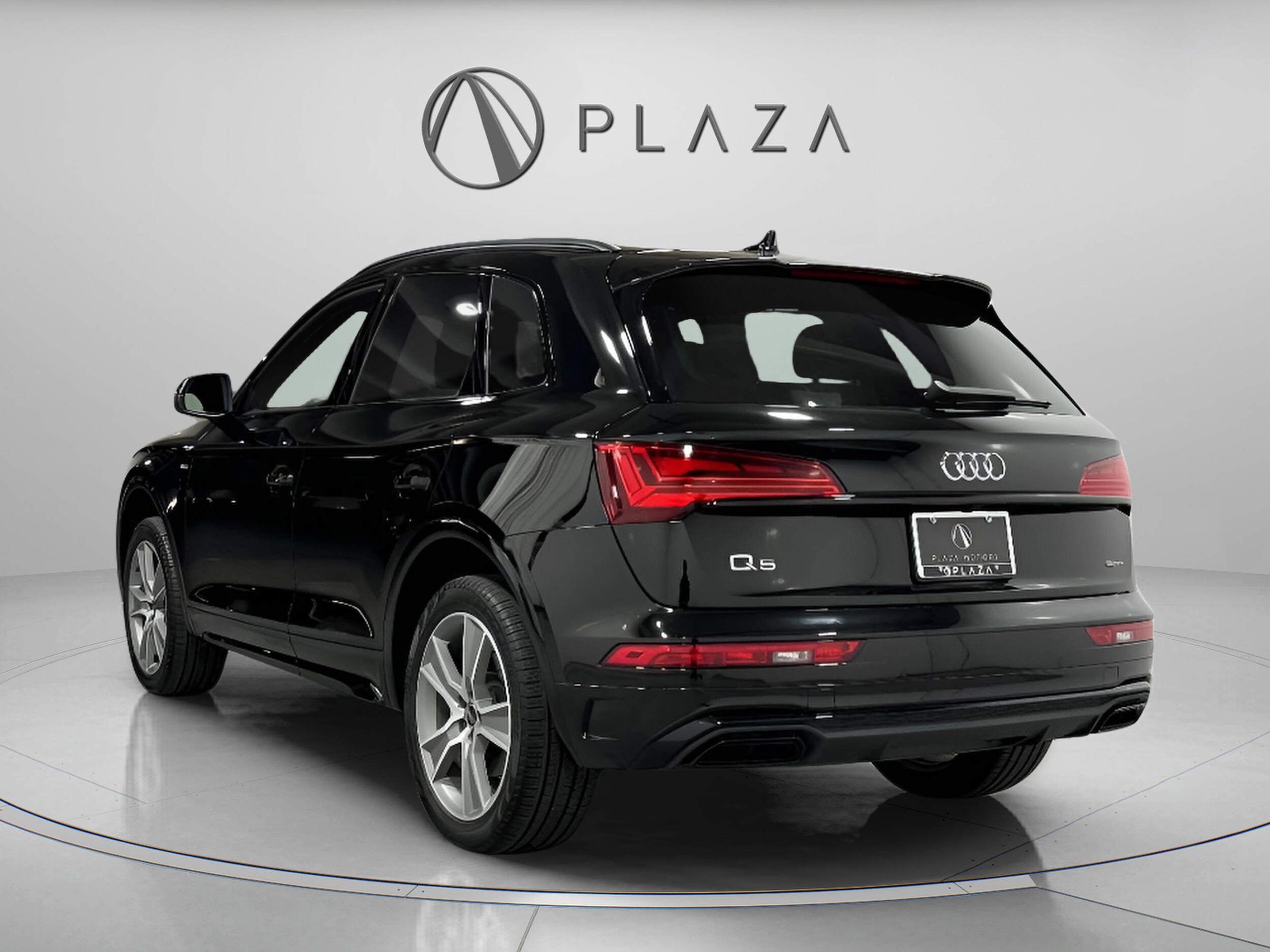 2025 Audi Q5 S line Premium photo 3