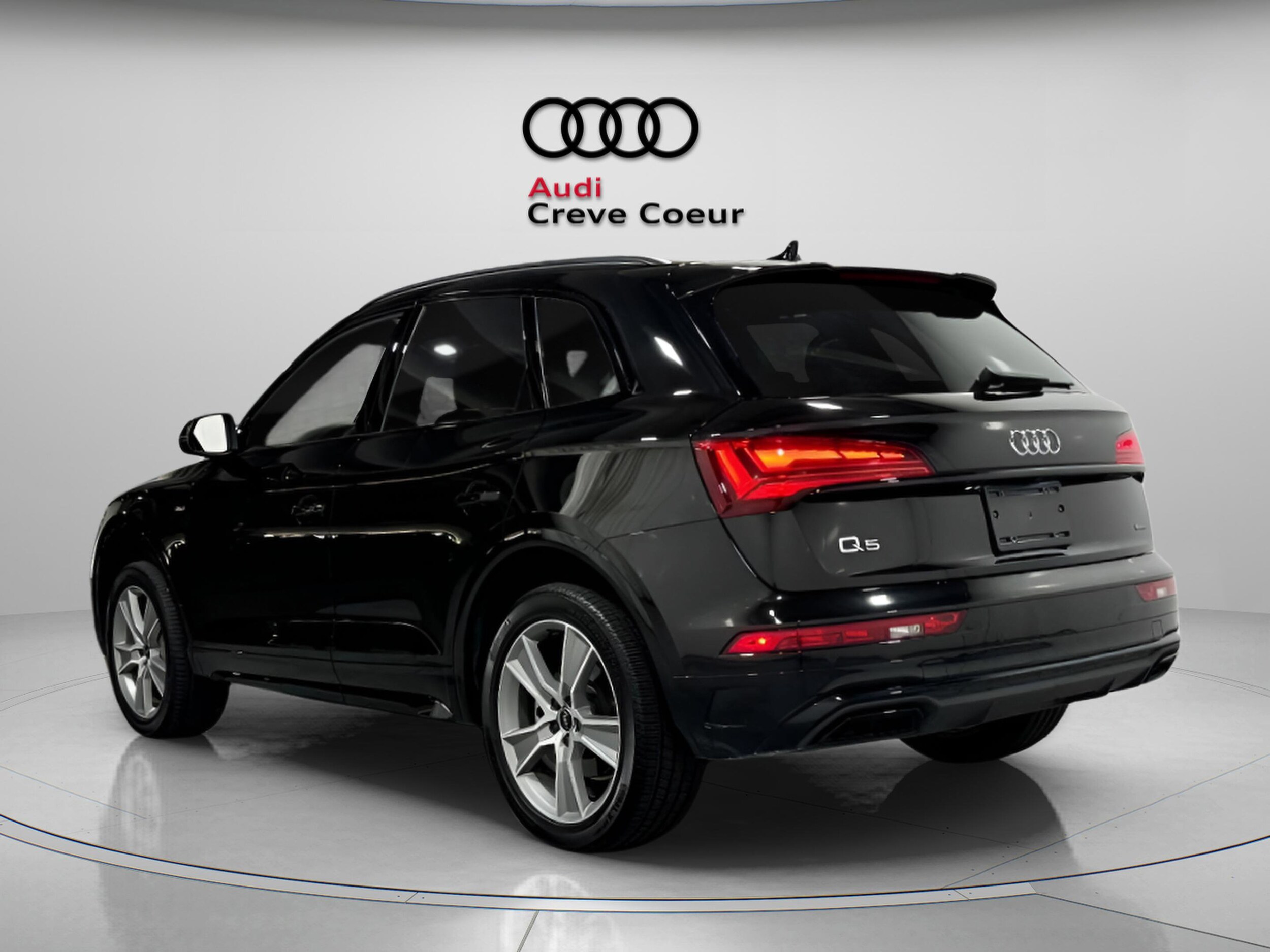 2025 Audi Q5 S line Premium photo 3