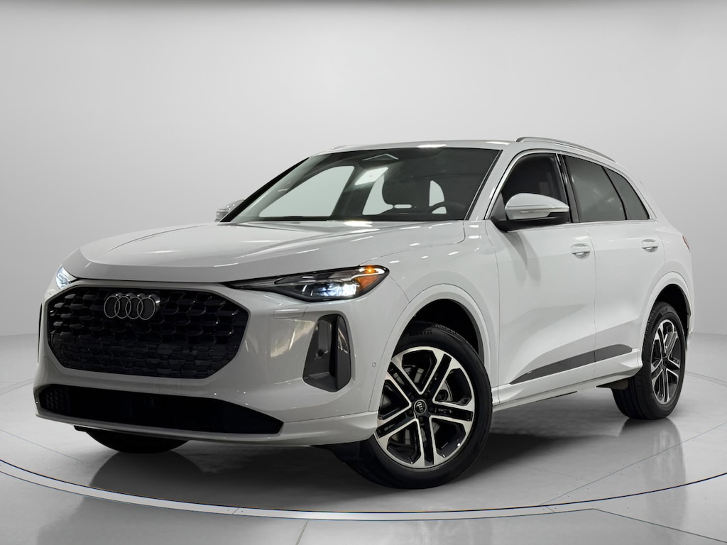 New 2025 Audi Q5 2.0T Premium SUV
