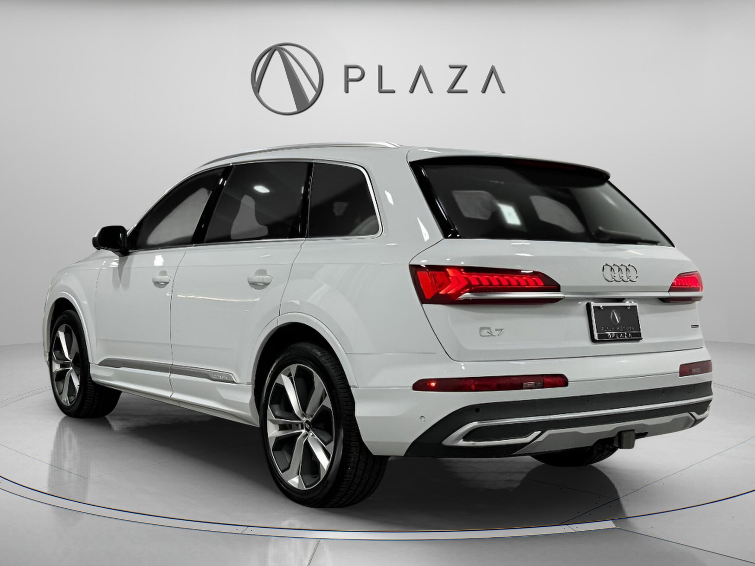 2021 Audi Q7 55 Premium Plus photo 3