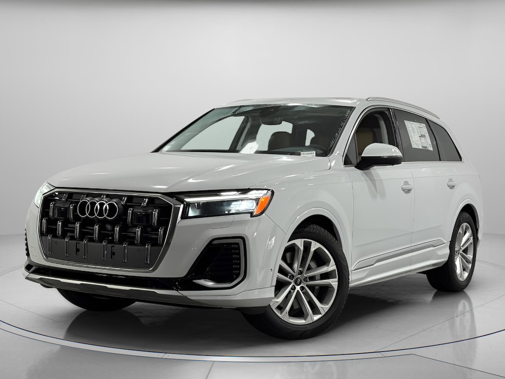 New 2026 Audi Q7 Premium Plus SUV