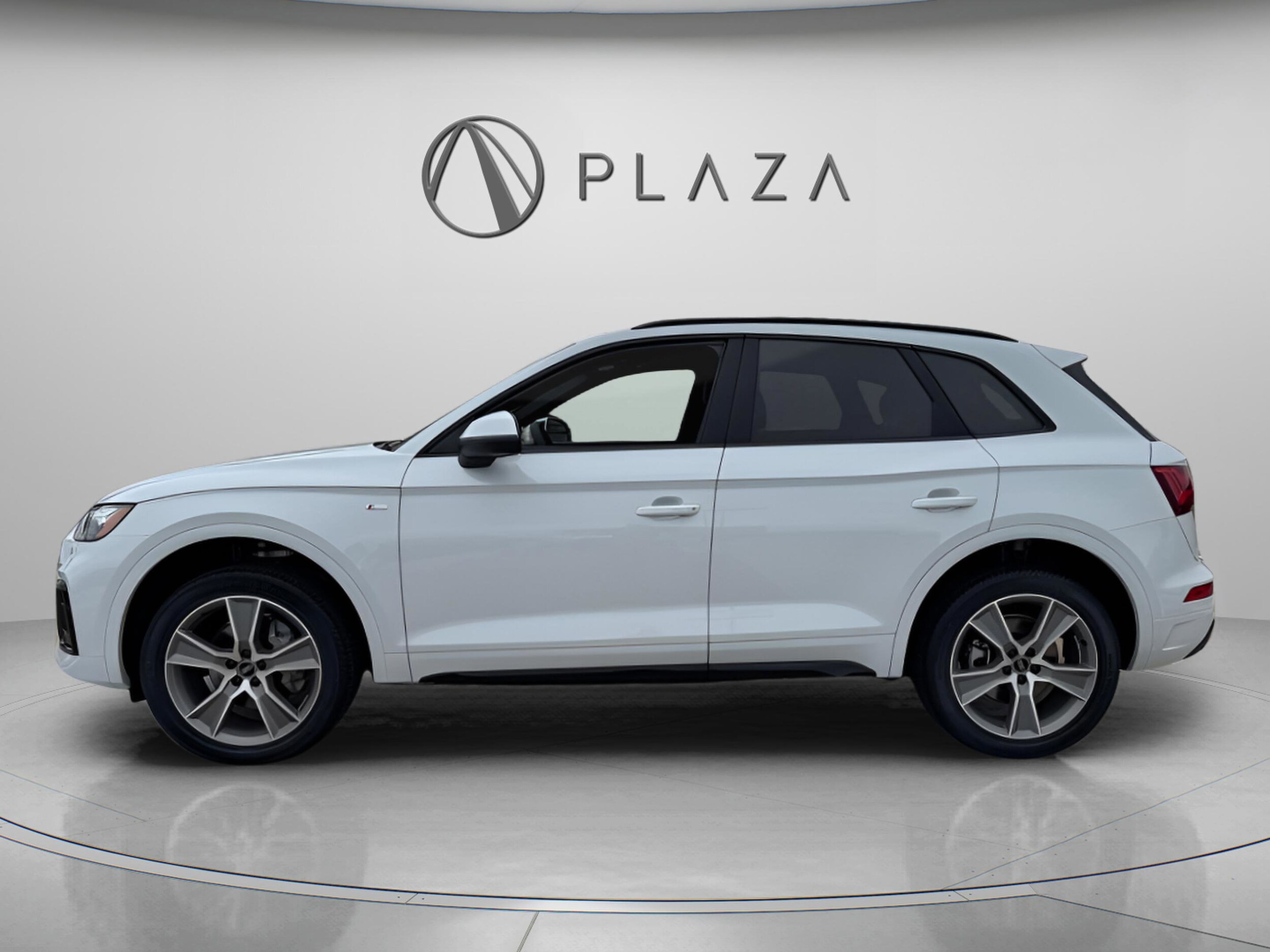 2025 Audi Q5 S line Premium photo 2
