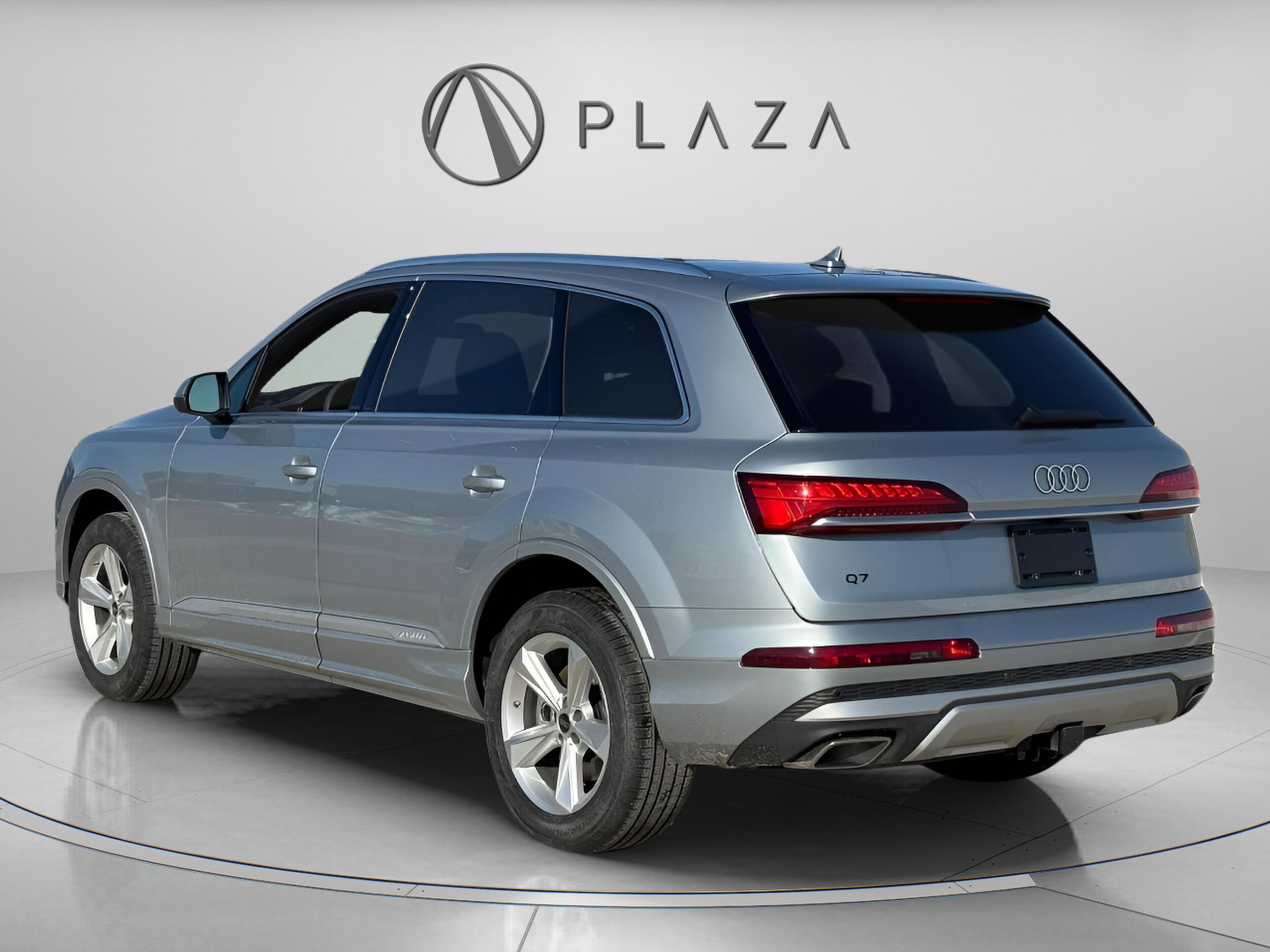 2025 Audi Q7 Premium photo 2