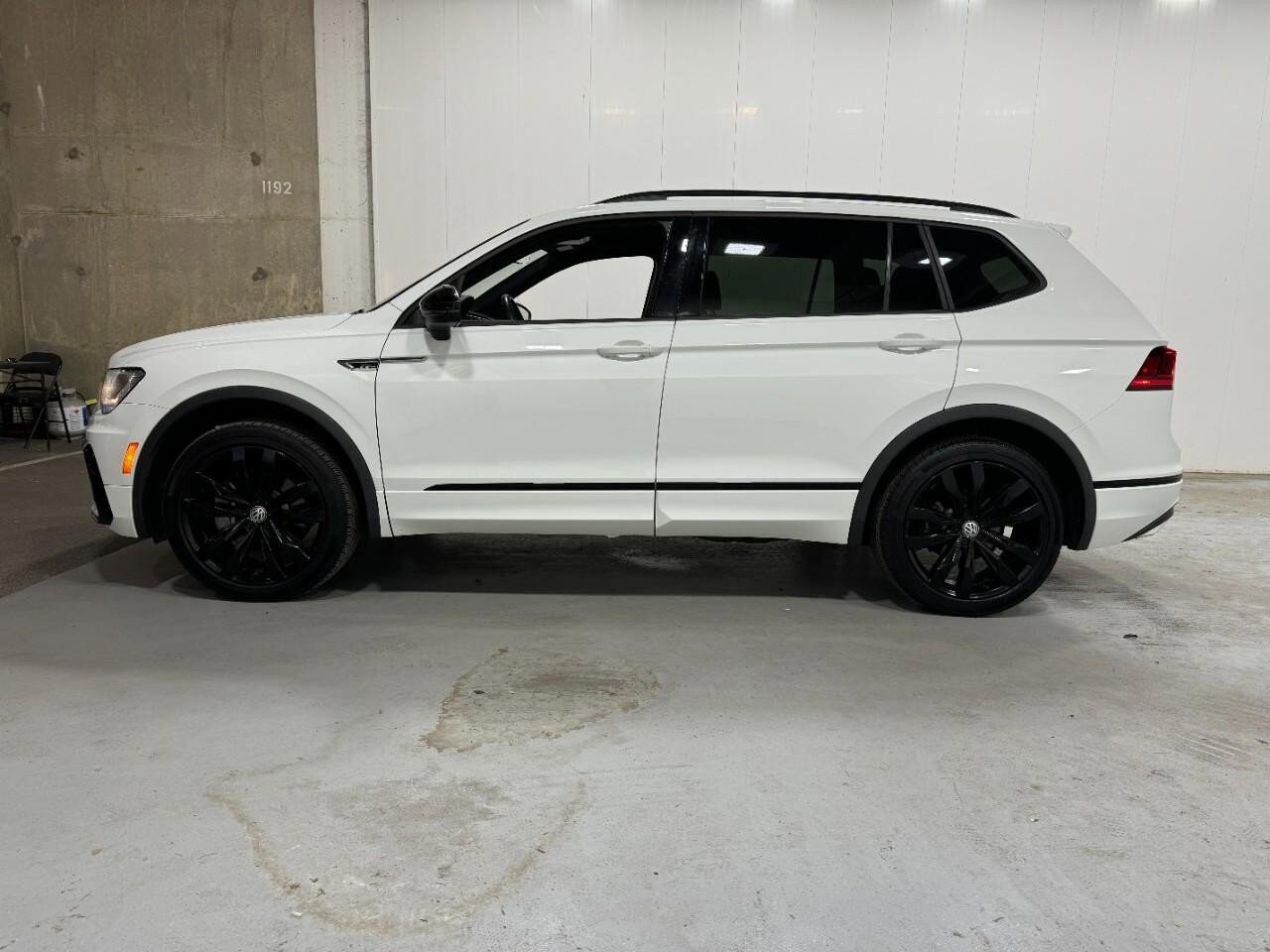 2021 Volkswagen Tiguan SE R-Line Black photo 2