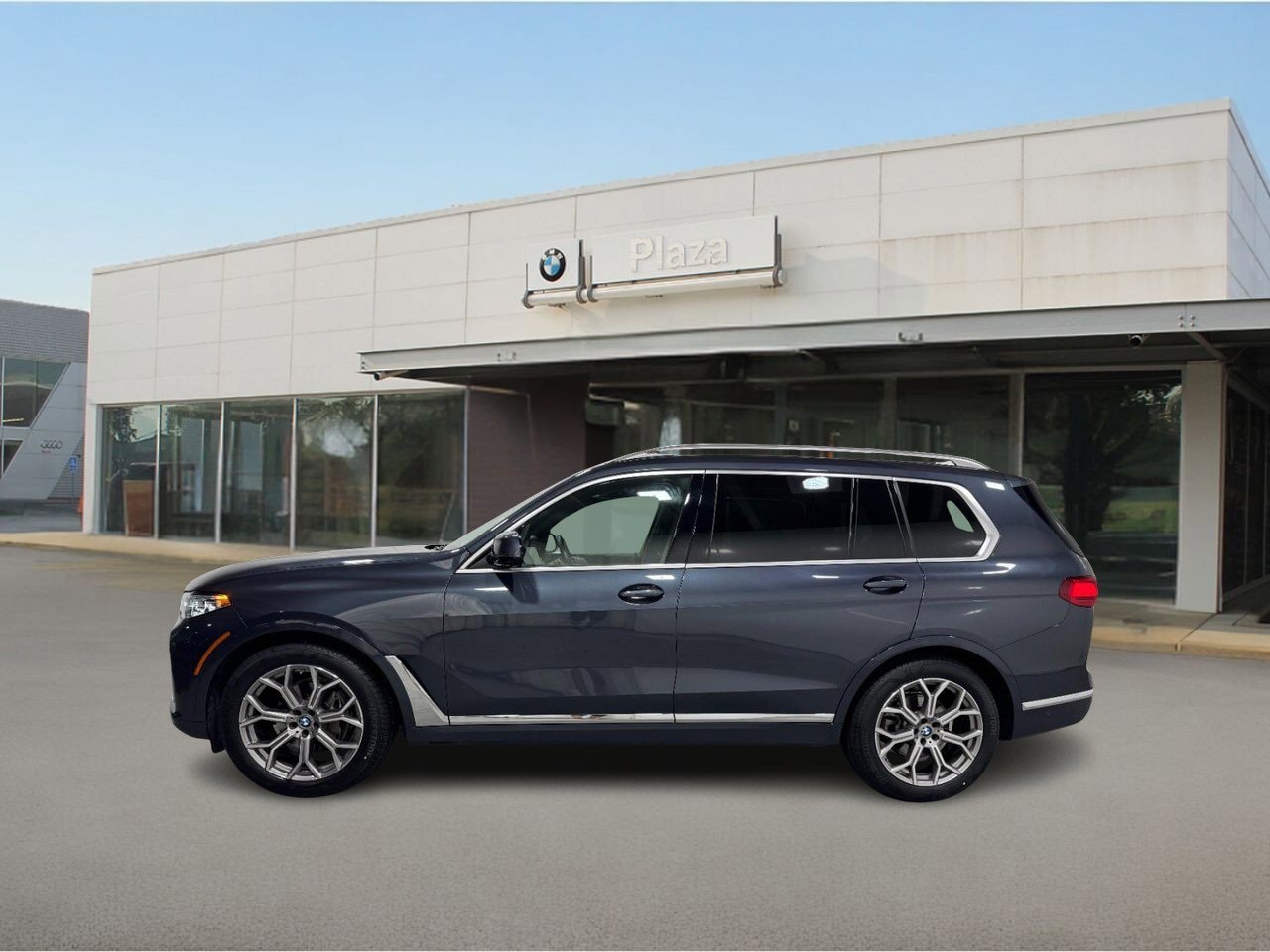 Used 2021 BMW X7 40i with VIN 5UXCW2C03M9F08159 for sale in Creve Coeur, MO