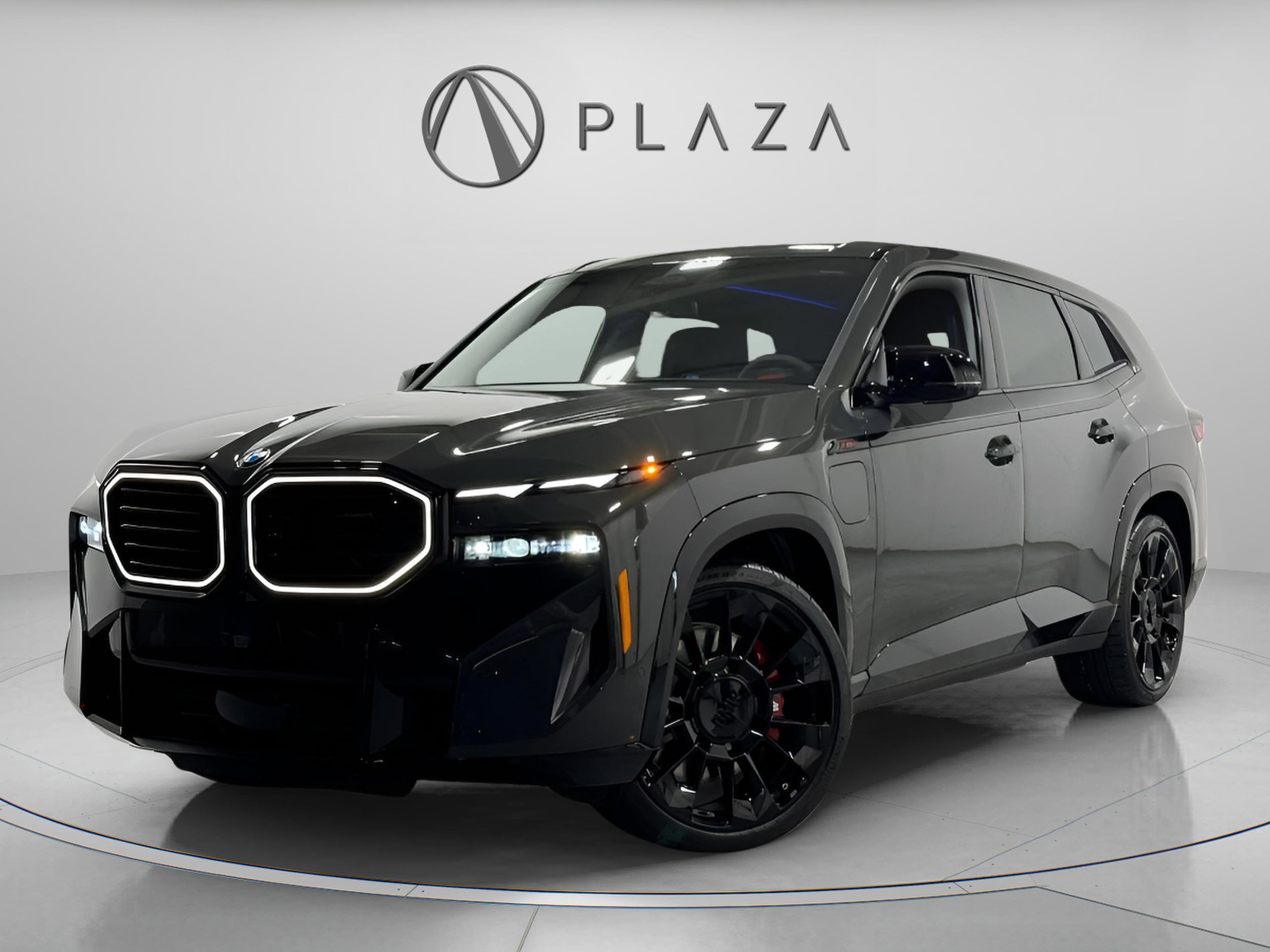 2026 BMW XM Base's photo