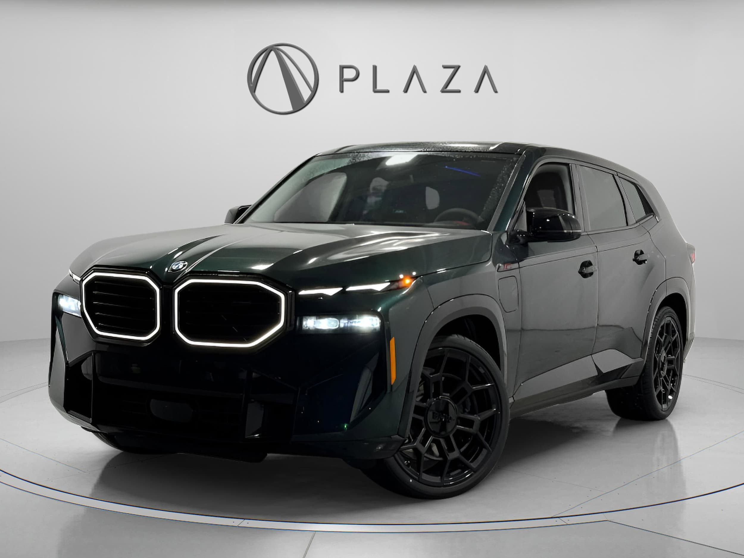 2026 BMW XM Base's photo