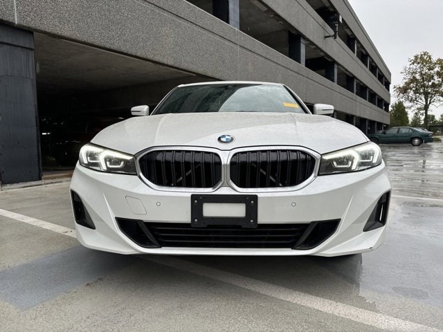 Used 2023 BMW 3 Series 330i with VIN 3MW89FF07P8D75111 for sale in Creve Coeur, MO