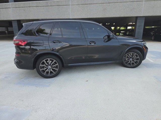 2022 Bmw X5 xDrive40i photo 2