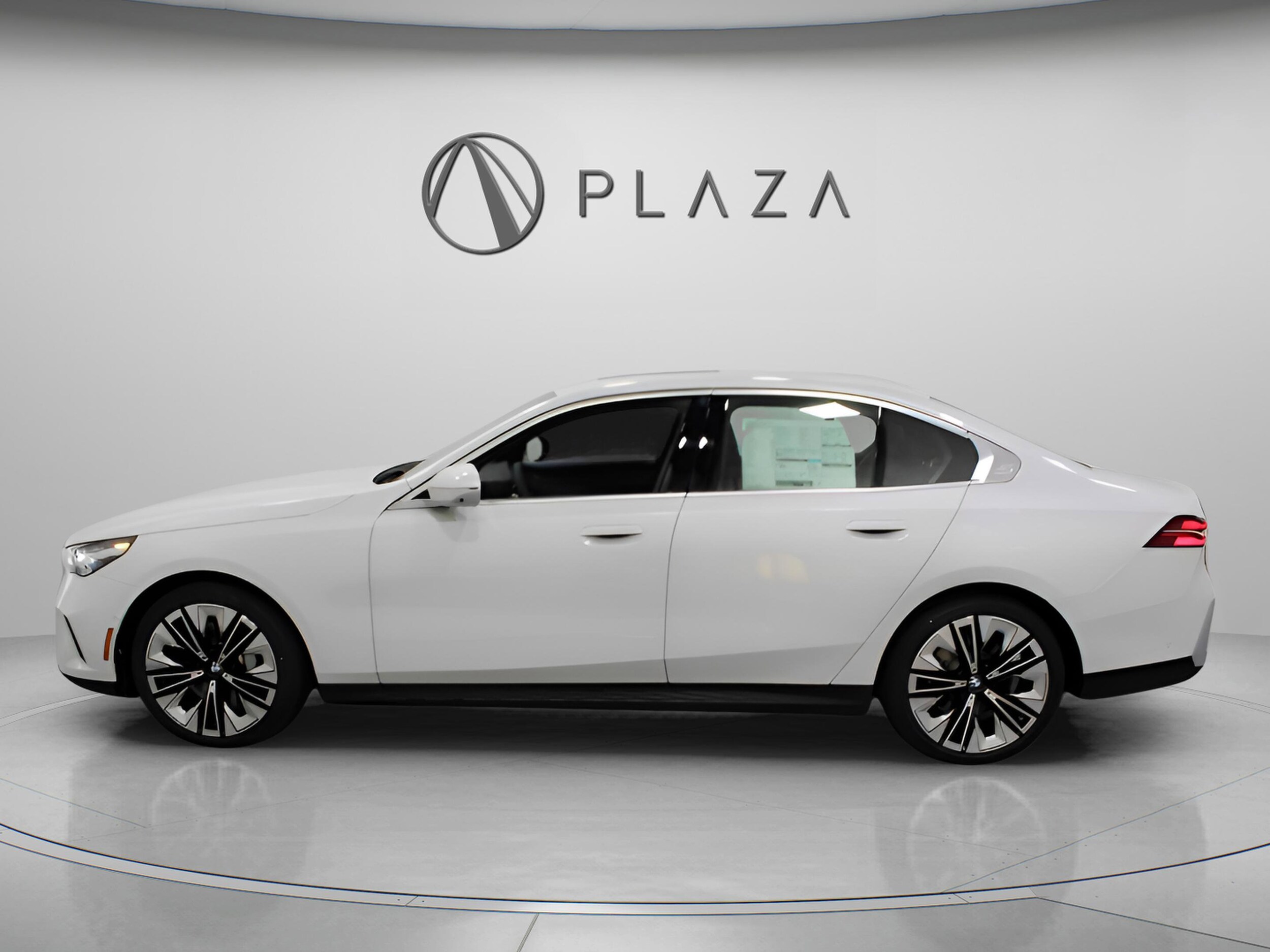 2025 Bmw 530i xDrive photo 2