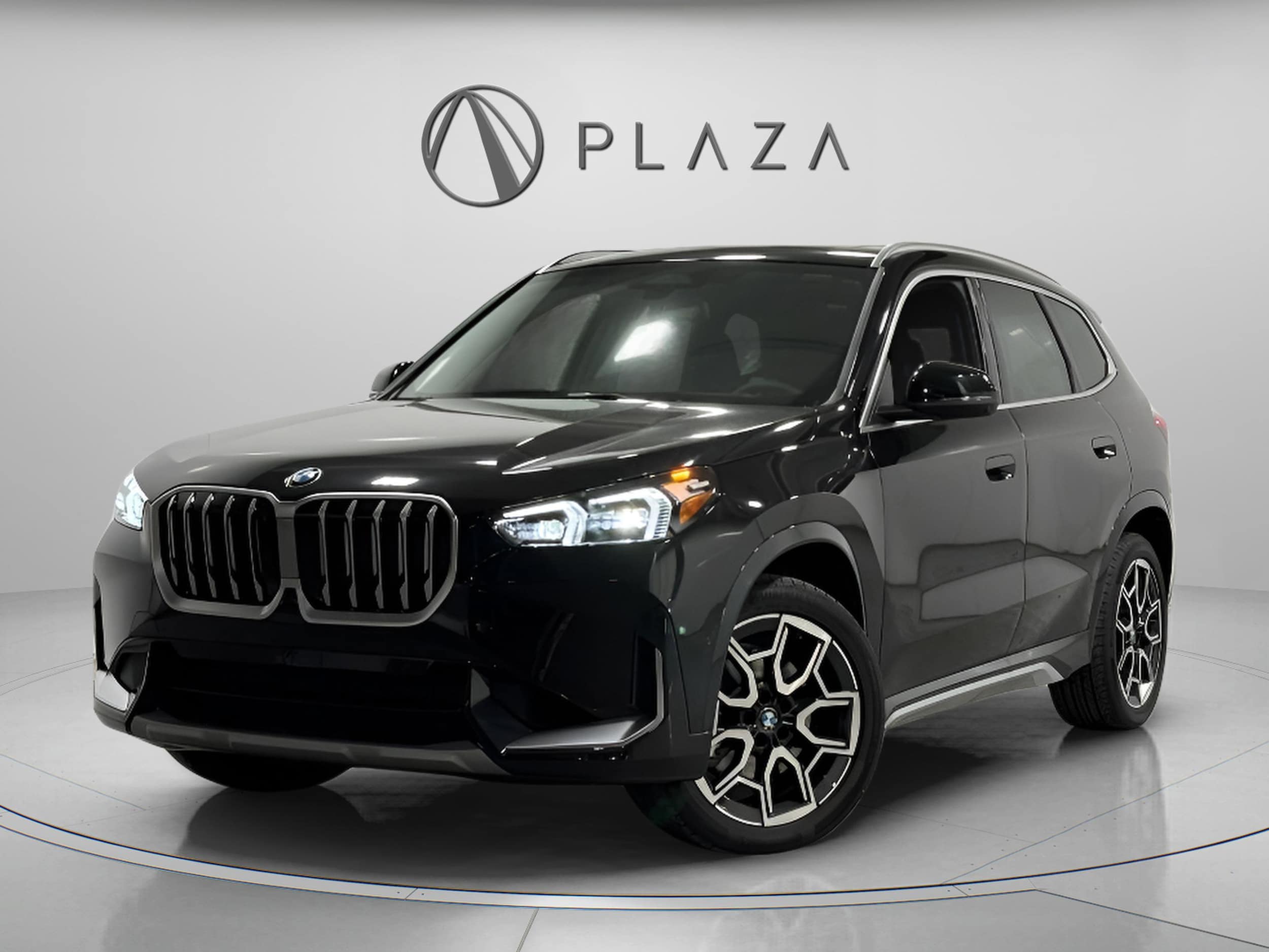 2026 BMW X1 28i's photo