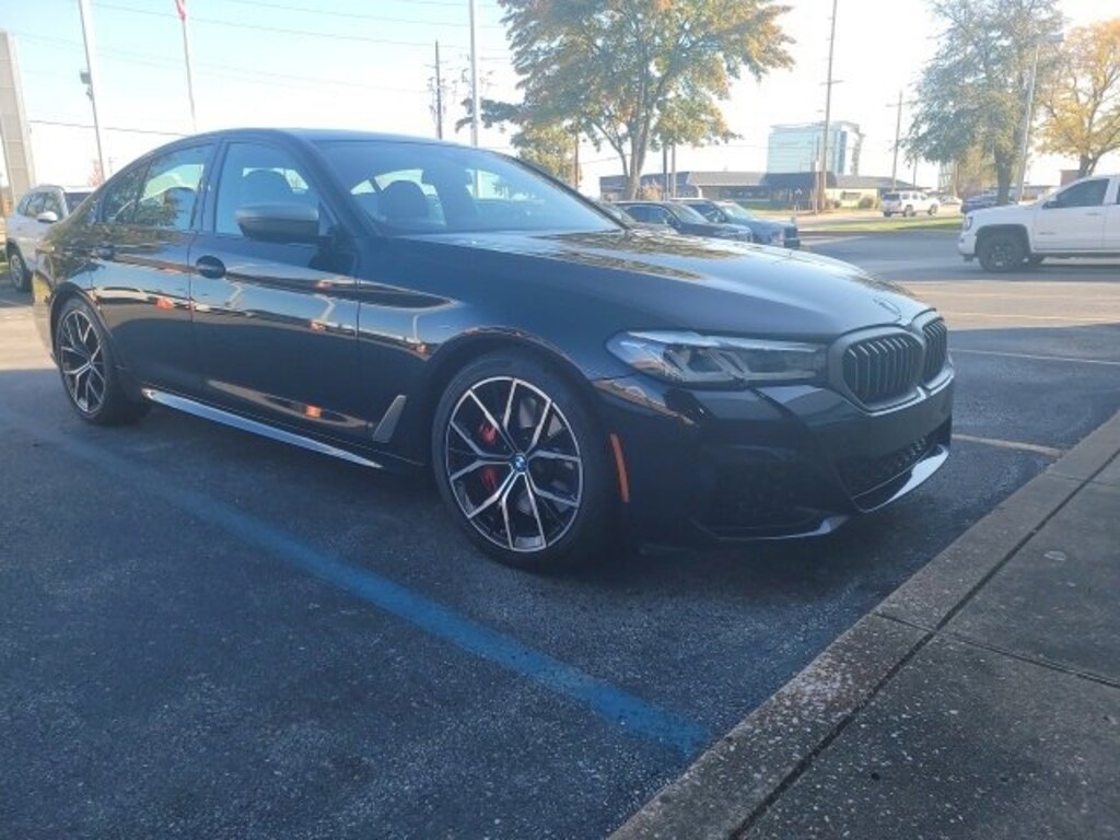 Used 2021 BMW M550i For Sale at Plaza Motors VIN WBA13BK08MCH57043
