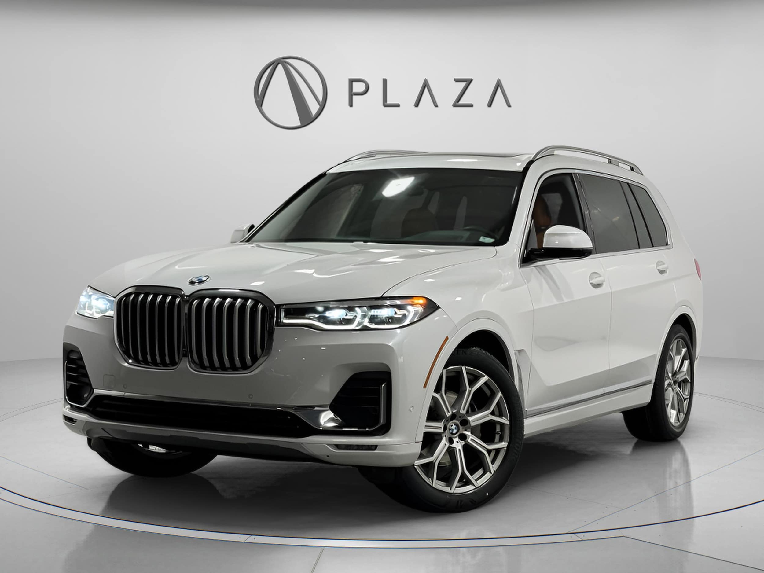 2021 BMW X7 40i's photo
