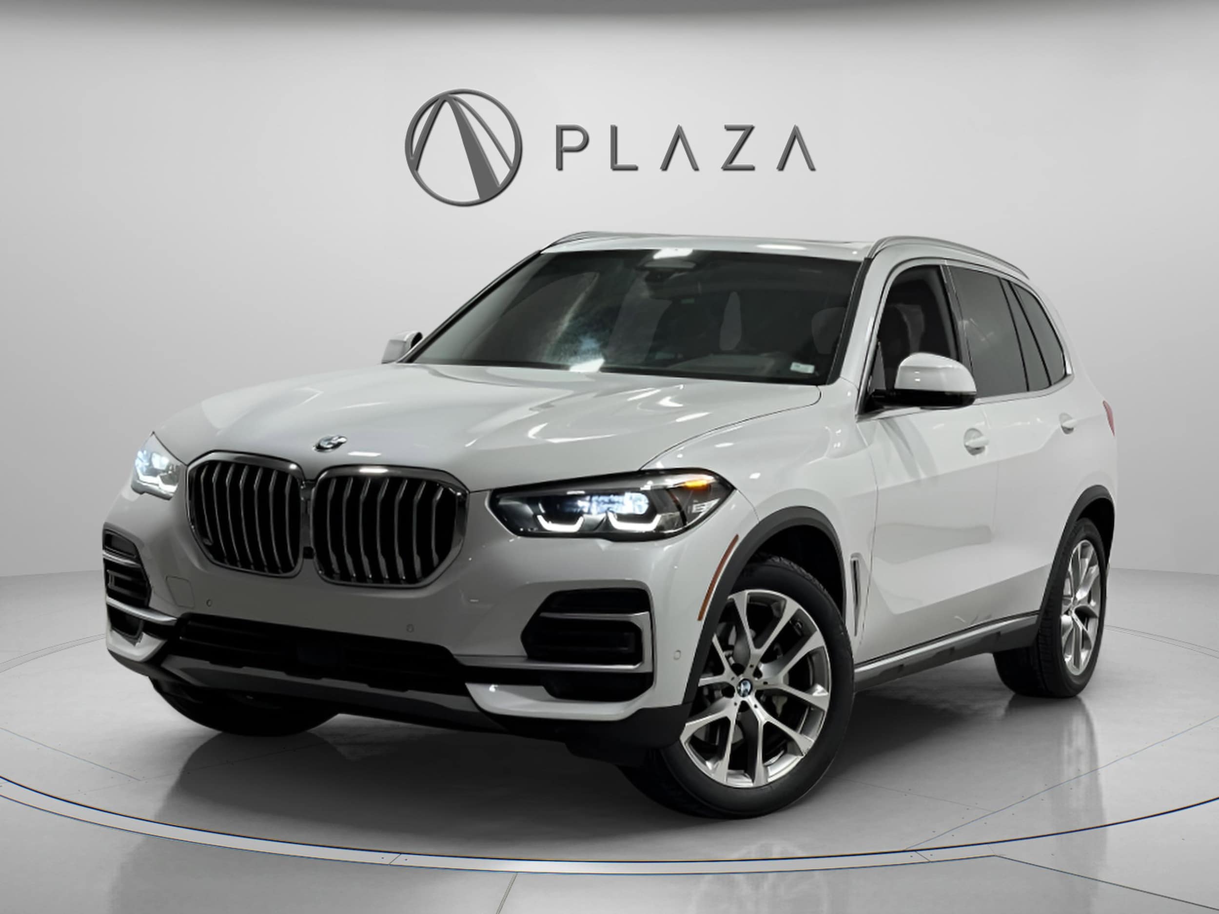 2022 BMW X5 40i's photo