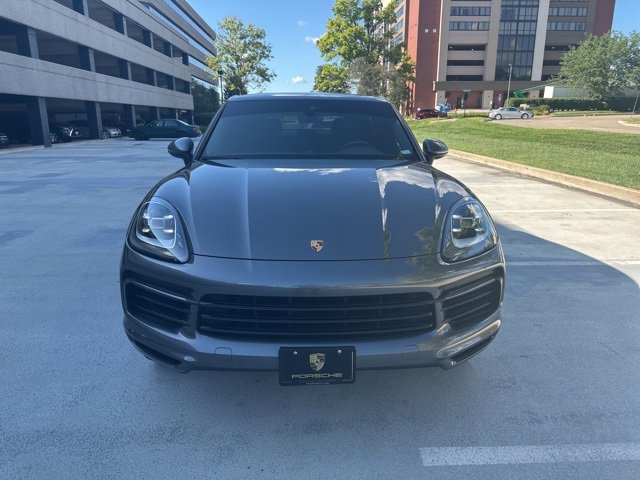 2021 Porsche Cayenne Coupe photo 2
