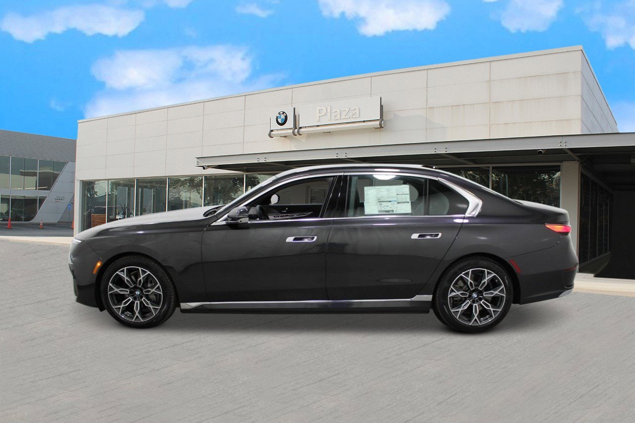 Used 2024 BMW i7  with VIN WBY43EJ03RCR14421 for sale in Creve Coeur, MO