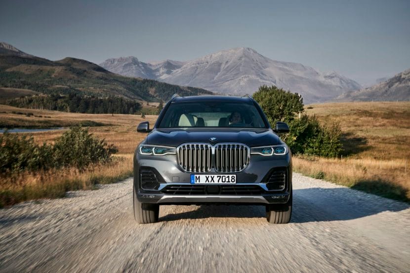 BMW-X7-exterior-02-830x553.jpg