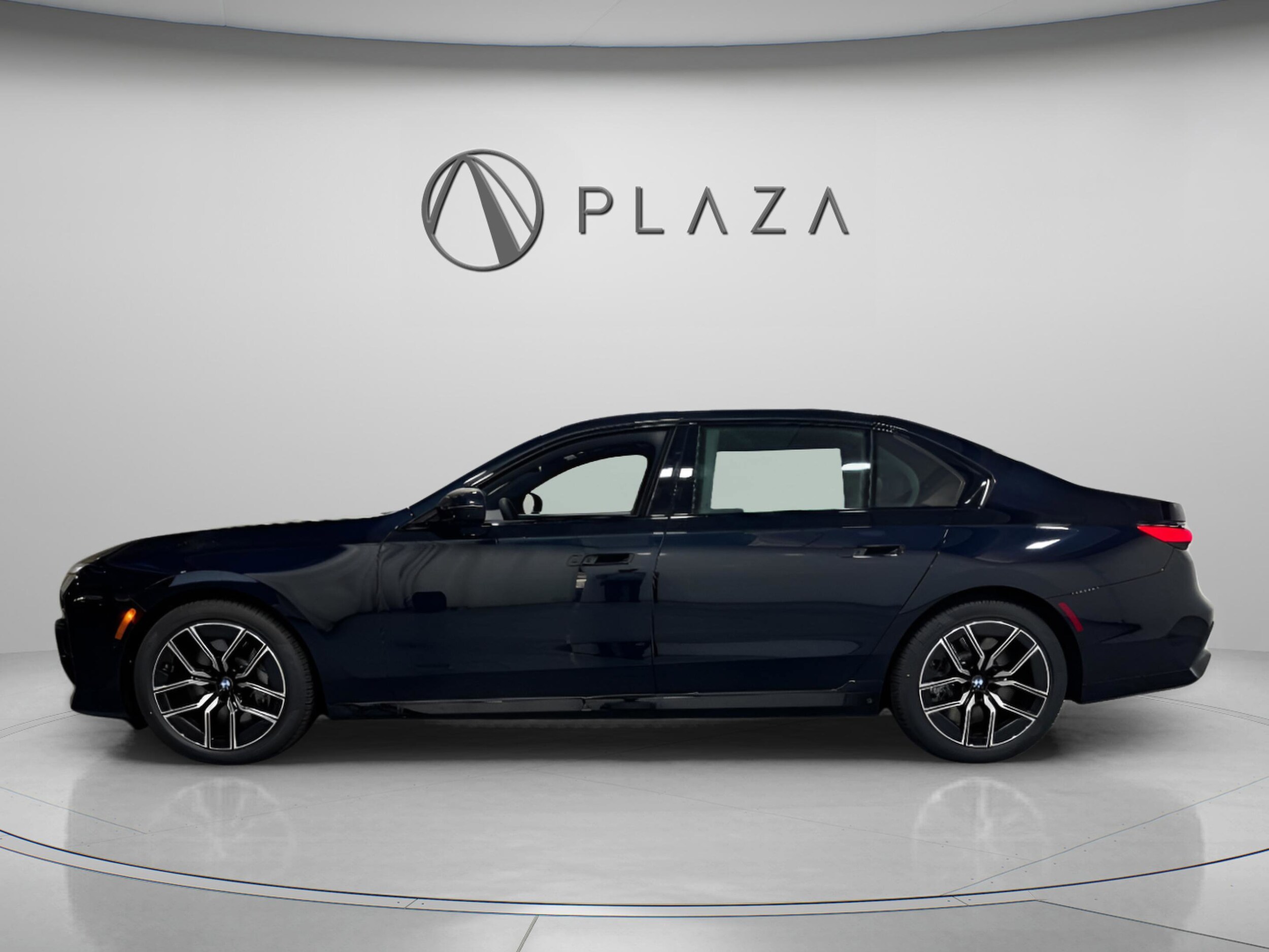 2025 Bmw 760i xDrive photo 2