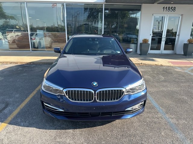 Used 2018 BMW 5 Series 540i with VIN WBAJE7C58JWC56813 for sale in Creve Coeur, MO