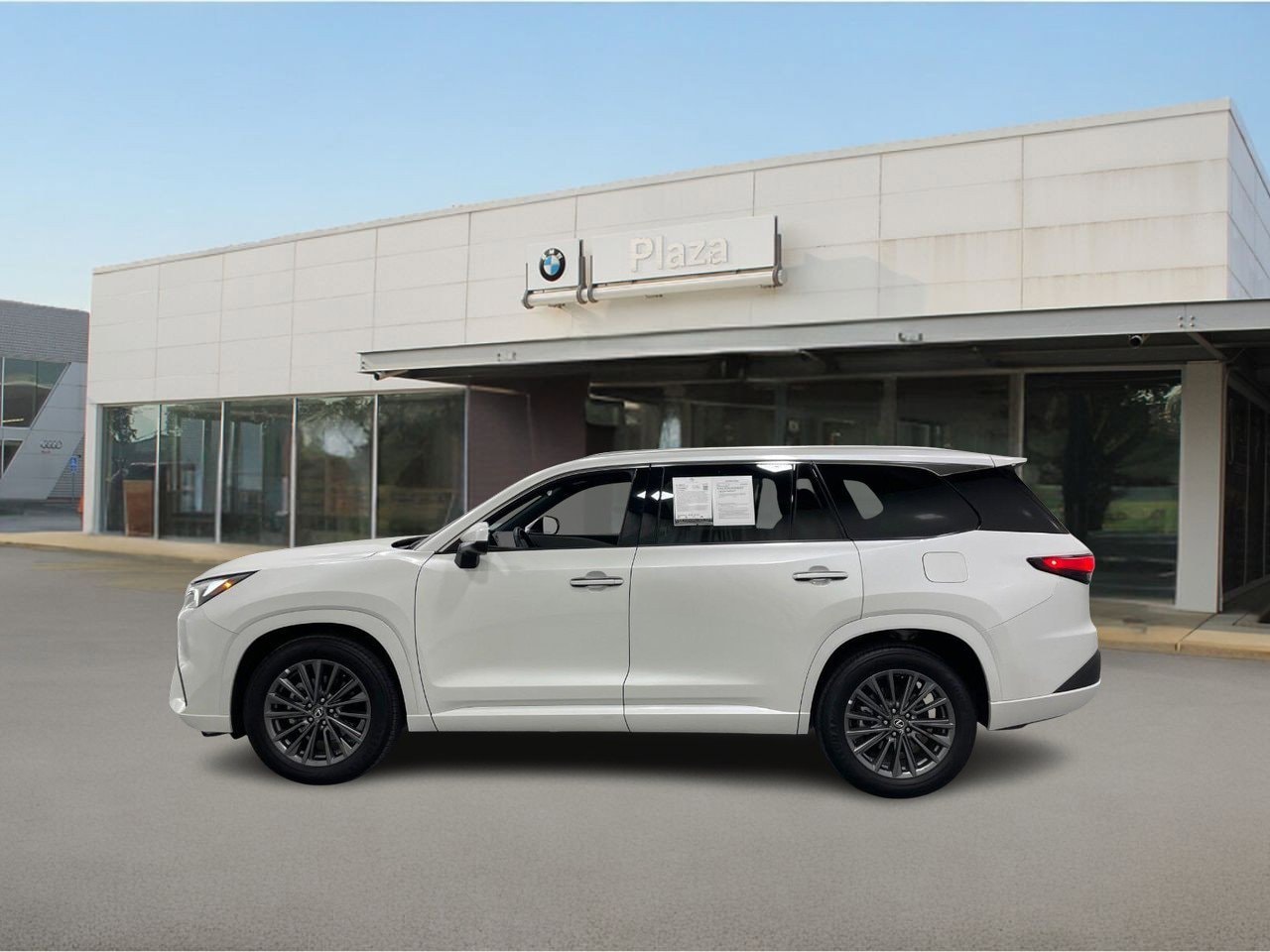 Used 2024 Lexus TX 350 with VIN 5TDAAAB65RS002975 for sale in Creve Coeur, MO
