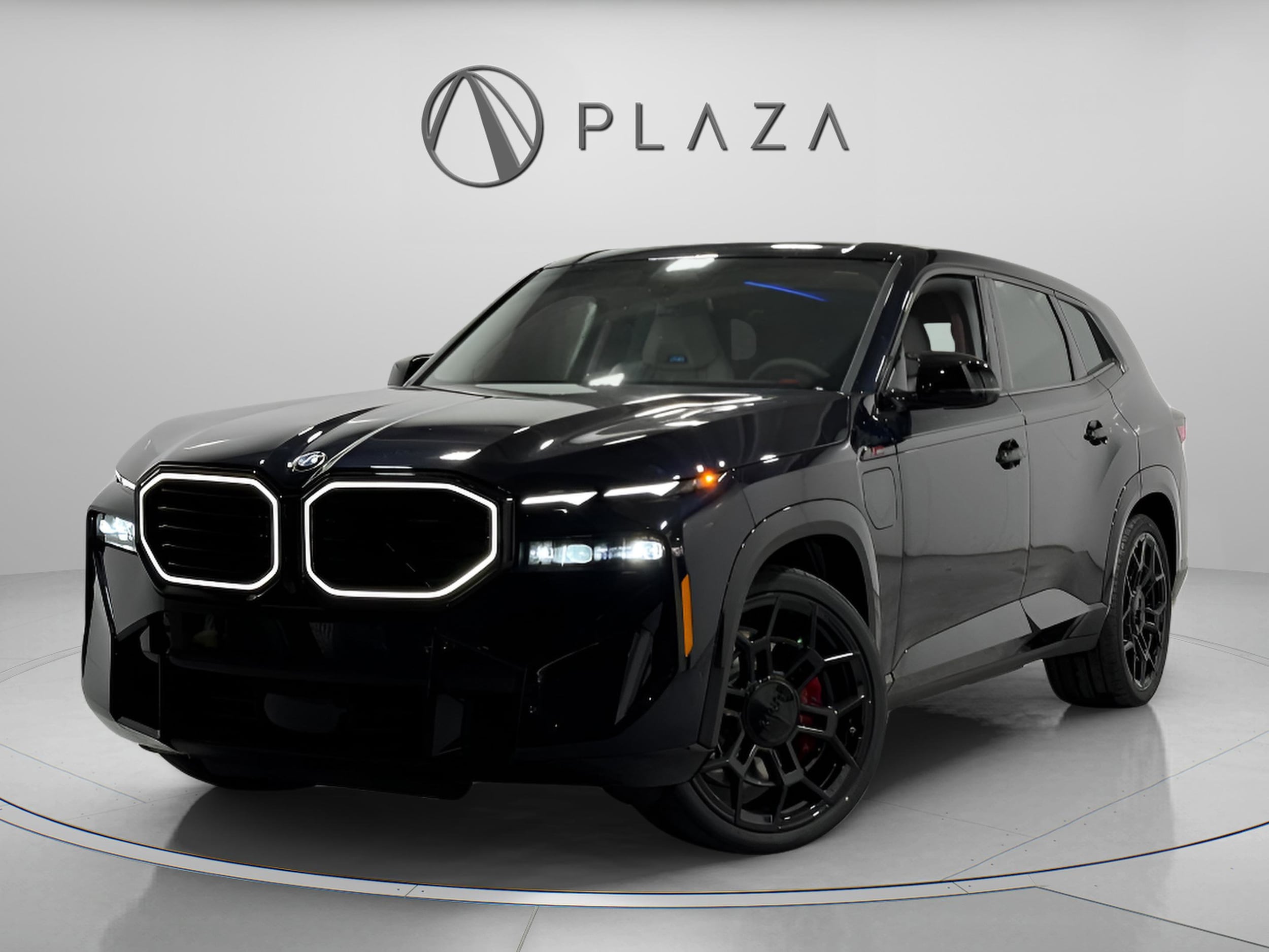 2026 BMW XM Base's photo