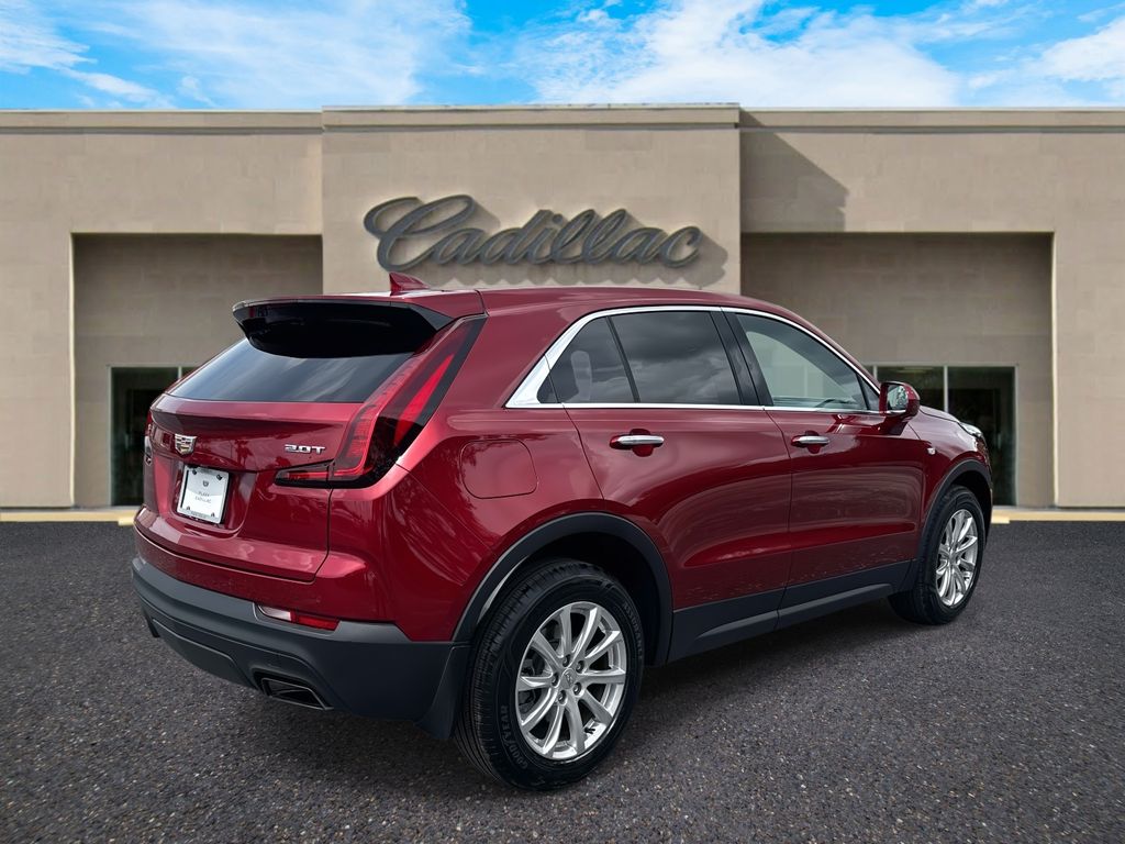 2019 Cadillac XT4 Luxury photo 3