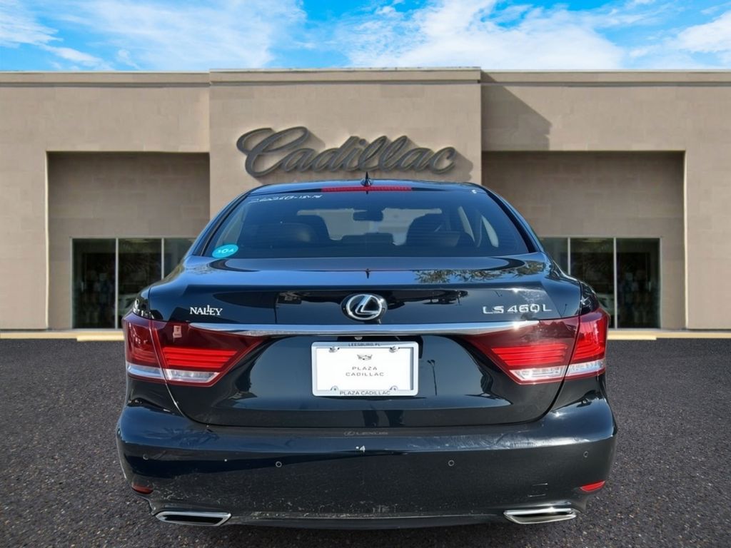 2015 Lexus LS 460 L photo 4