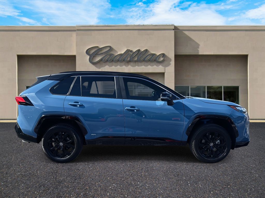 2023 Toyota RAV4 Hybrid XSE photo 2