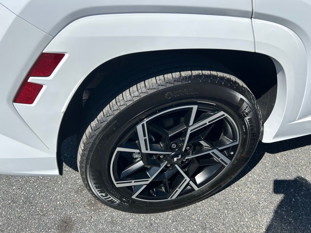 2025 Hyundai Tucson Hybrid N Line photo 4