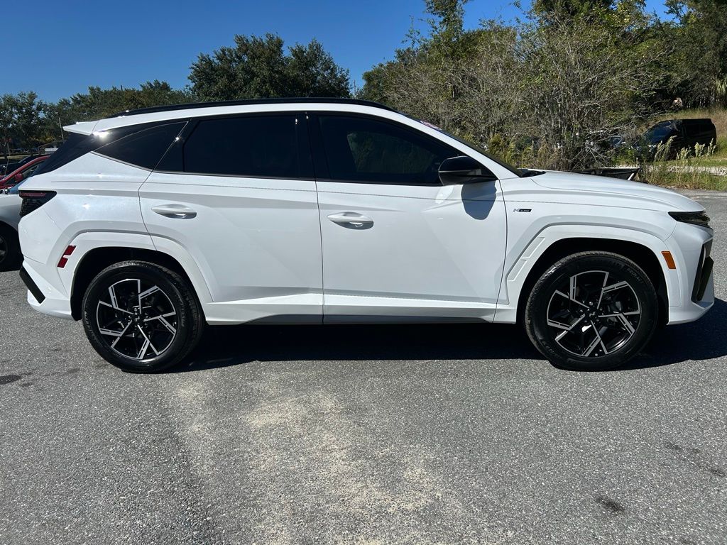 2025 Hyundai Tucson Hybrid N Line photo 2