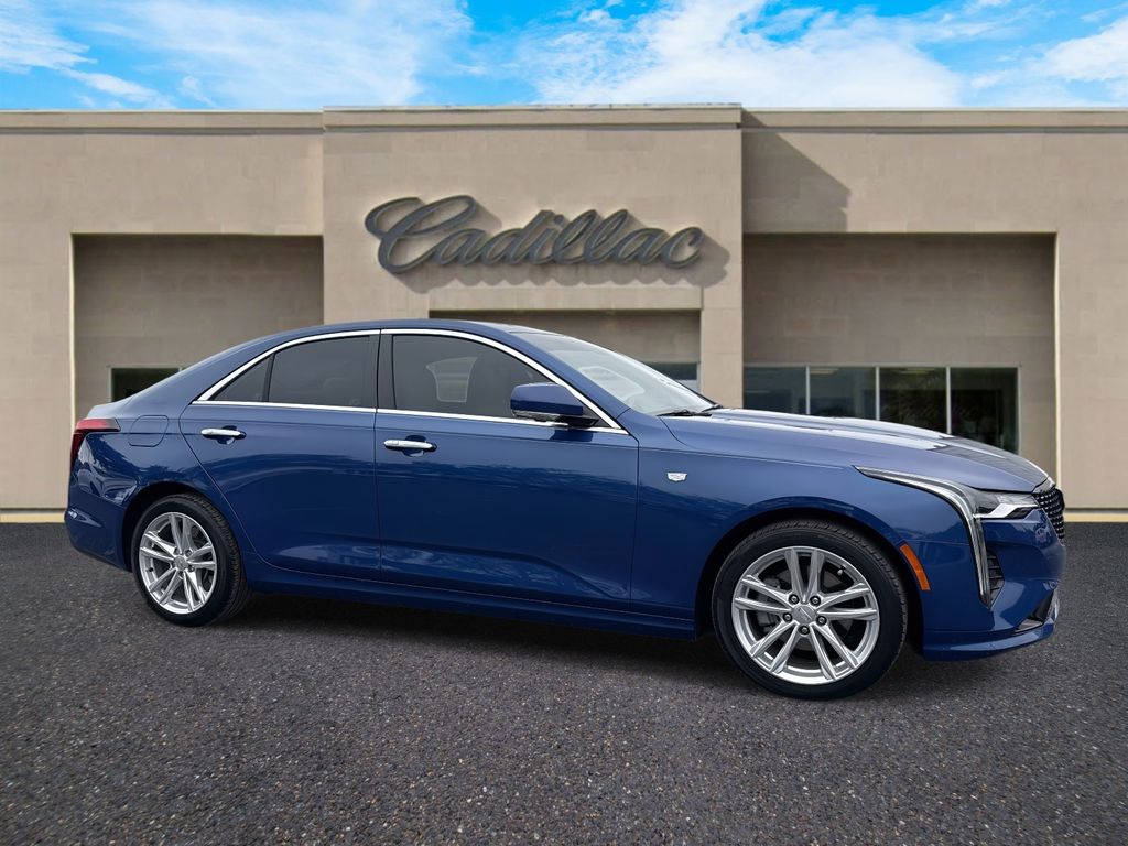2021 Cadillac CT4 Luxury's photo