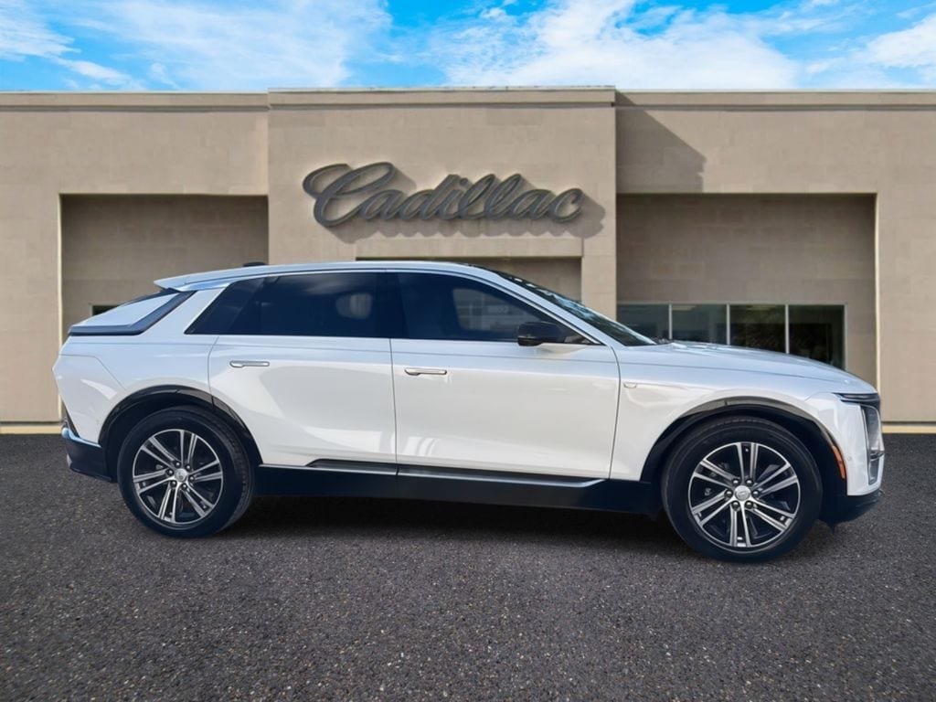 Certified 2024 Cadillac LYRIQ Luxury 2 with VIN 1GYKPRRK3RZ117569 for sale in Leesburg, FL